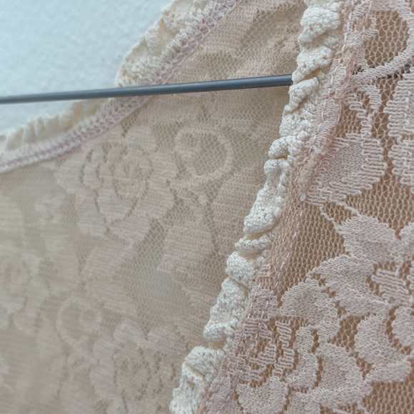 Jigsaw- women’s lace rose pink/cream coloured top - Picture 7 of 8